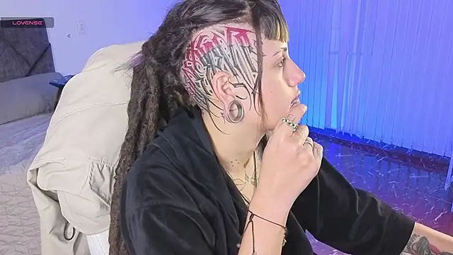 _sharlotte777 লাইভ XXX চ্যাট