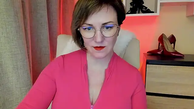 feliziaDesire 即時 XXX 聊天