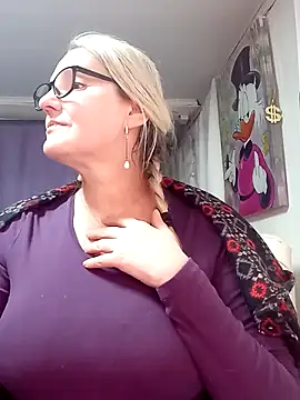 irinamaux Live XXX Chat