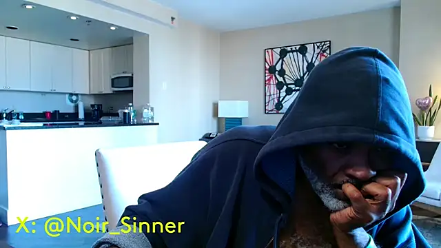 sinnernoir Show in webcam