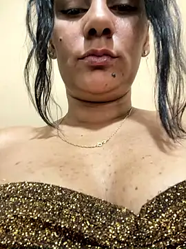 แชท XXX สดของ Leticia_goddes