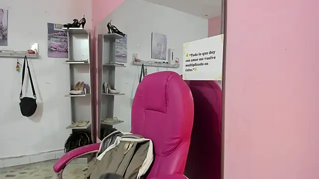 CAMILA--REY: онлайн-секс-чат