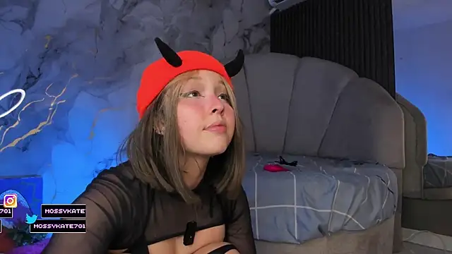 Katemoss70 现场XXX聊天