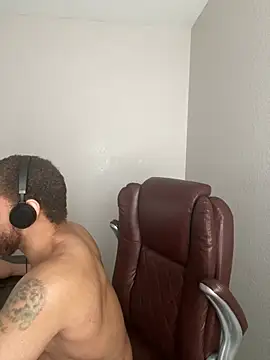 Fathero1time Live XXX Chat