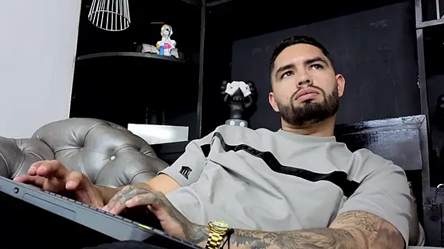 Chat XXX Live matteosantos