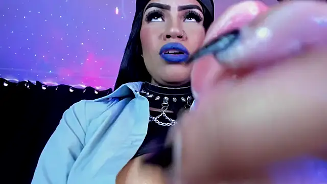 deborah_tatto Adlı Modelin Canlı XXX Sohbeti