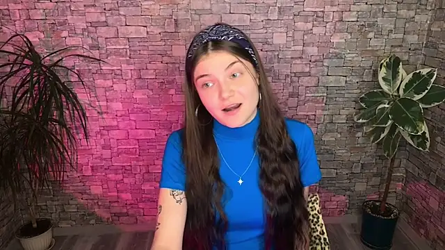 may_rollins 即時 XXX 聊天