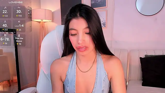 Chat +18 de Tiffany_Low ao vivo