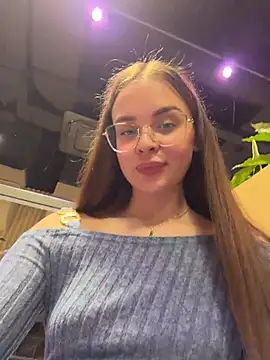 KristiRich 即時 XXX 聊天