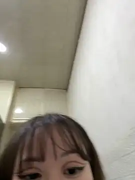 XXX chat uživo modela YukiiTYAN