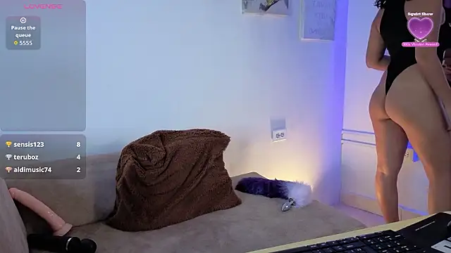 Scarlett_Walker05: онлайн-секс-чат