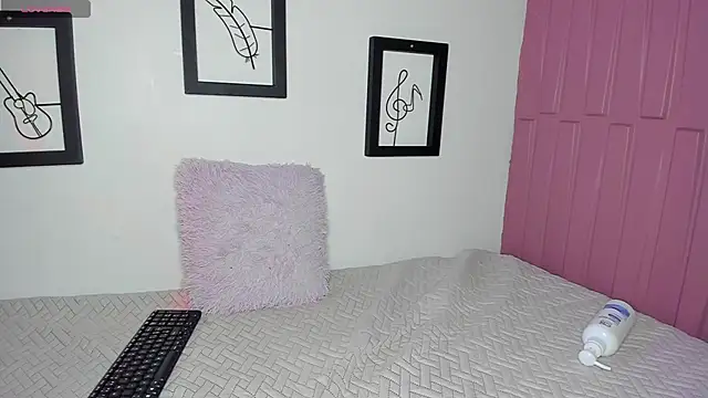 Nani_Roman Live XXX-chat