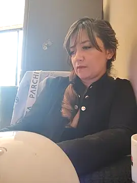 XXX chat uživo modela tata_sanz_