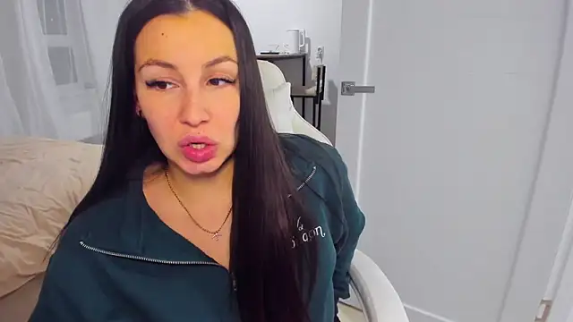 XXX chat uživo modela AvisFlowers