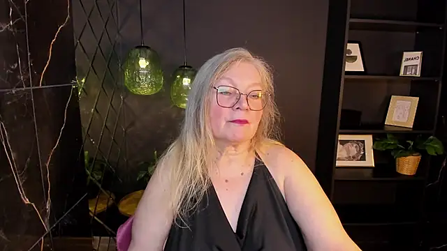 NataliMellowのウェブカメラショー