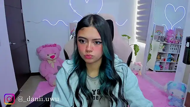 Chat XXX en directo de CuteDani_