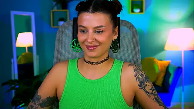 Chatroom XXX en direct de NicoleMun