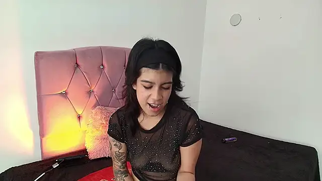 XXX chat uživo modela Kalyra_17