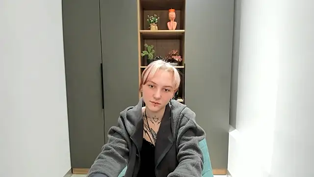 LilySalmond Live XXX-Chat