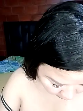 Chantal_lopez Chat XXX in diretta