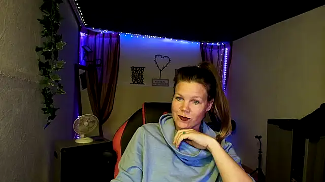 CallMeMaria Webcam Show