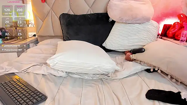 Chat +18 de kailinmoonx ao vivo