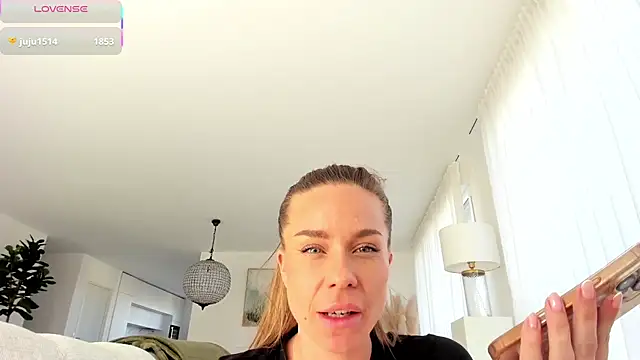 Kalyssy live XXX chat