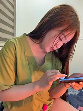 Chat +18 de Keira_Keira ao vivo