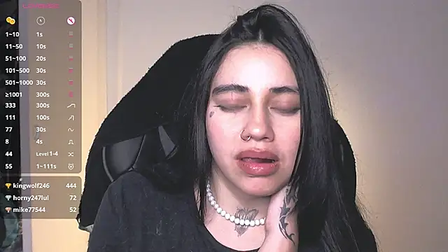 Chat XXX en directo de val_bardot