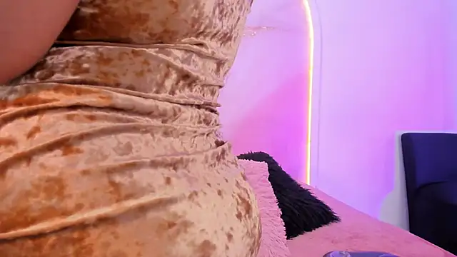 Sofii_Lopezz Adlı Modelin Canlı XXX Sohbeti