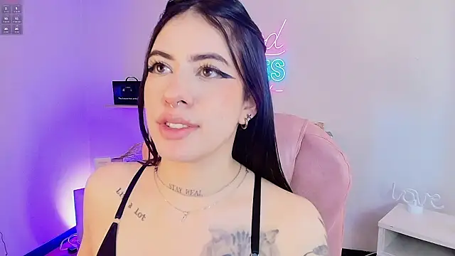 Alice_Vixen Obrolan Langsung XXX