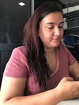 sweetdulcexxx Adlı Modelin Canlı XXX Sohbeti