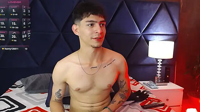 Show Webcam de Logan_Woods