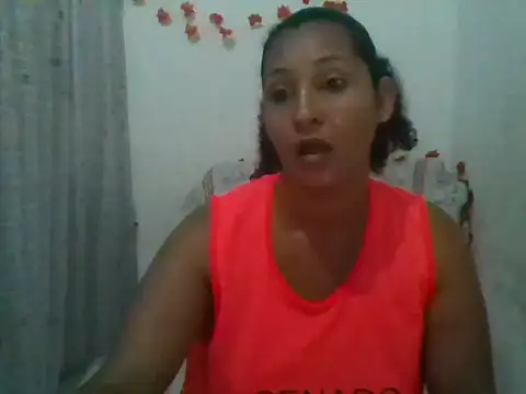 jeni_smith Adlı Modelin Canlı XXX Sohbeti