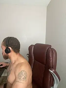 Fathero1time Chat XXX in diretta