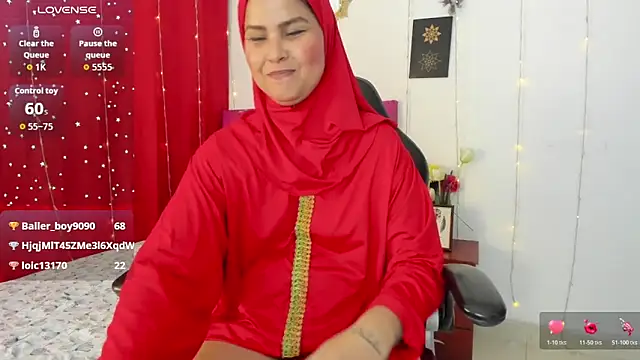 AishaAmin_ élő XXX-chatje