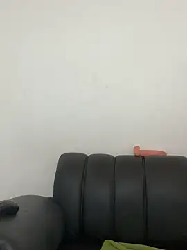 yasmin_rahal Show in webcam