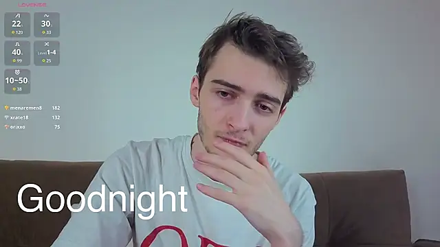 XXX chat uživo modela spider____man