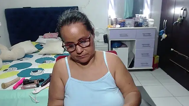 Živý XXX chat pervert_mommy_