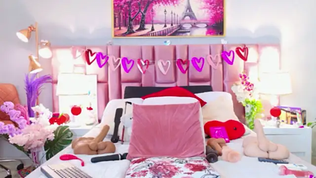 Anaa_Bellaa élő XXX-chatje