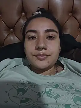 Hellen_Alex Adlı Modelin Canlı XXX Sohbeti