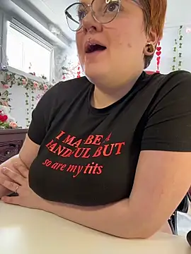 CurvesNChaos Live XXX-Chat