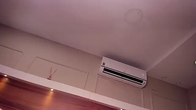 AriadnaHarper's Live XXX Chat