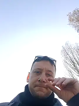 Alley87 Show in webcam