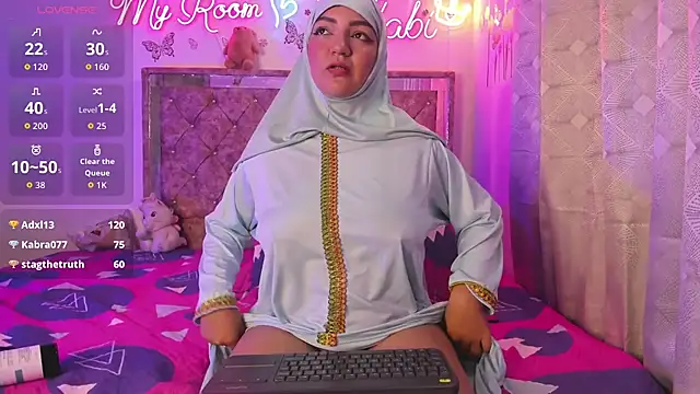 Dana-Alabi's Live XXX Chat