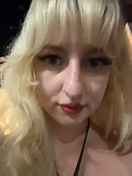 RonnieKiss Live XXX-Chat