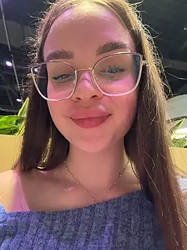 KristiRich Adlı Modelin Web Kamerası Şovu