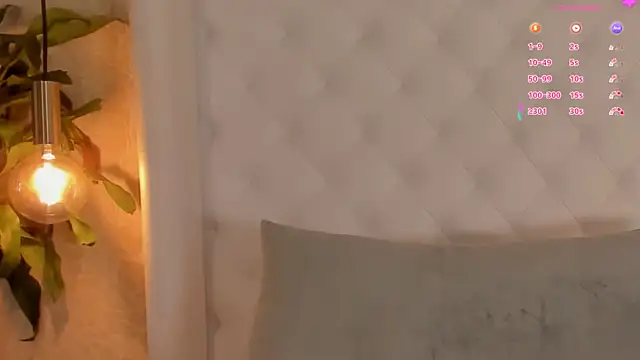 Chat +18 de ARI_FLAME ao vivo