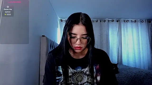 aliice_walker_ Live XXX-Chat