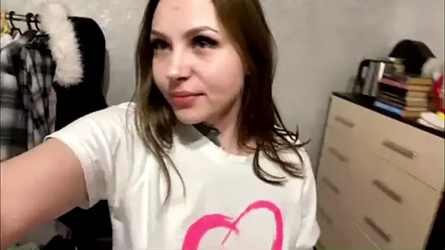 TraciBallena 现场XXX聊天